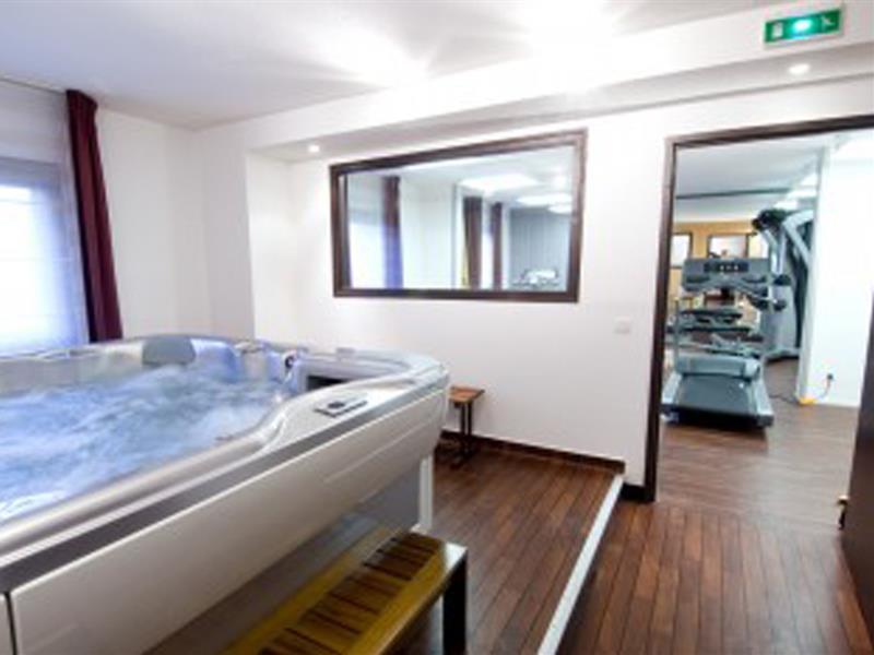 Canal Suites By Popinns Pantin Exterior photo